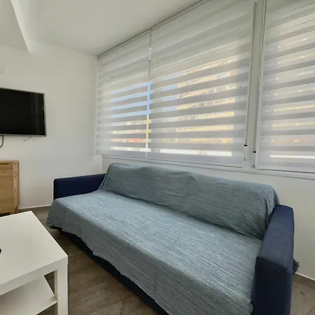 A6- Carihuela Nidos 2 Hab, Wifi, Terraza * Torremolinos