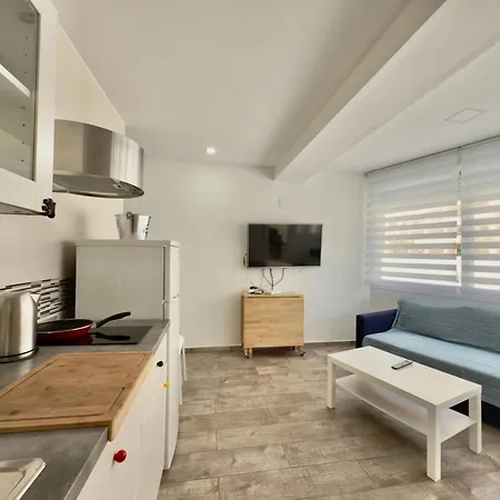A6- Carihuela Nidos 2 Hab, Wifi, Terraza Apartment Torremolinos
