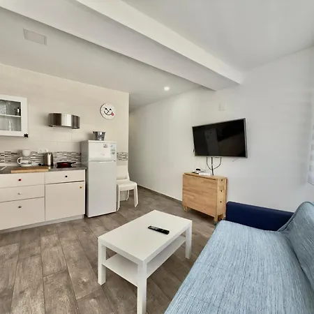 A6- Carihuela Nidos 2 Hab, Wifi, Terraza Apartment *